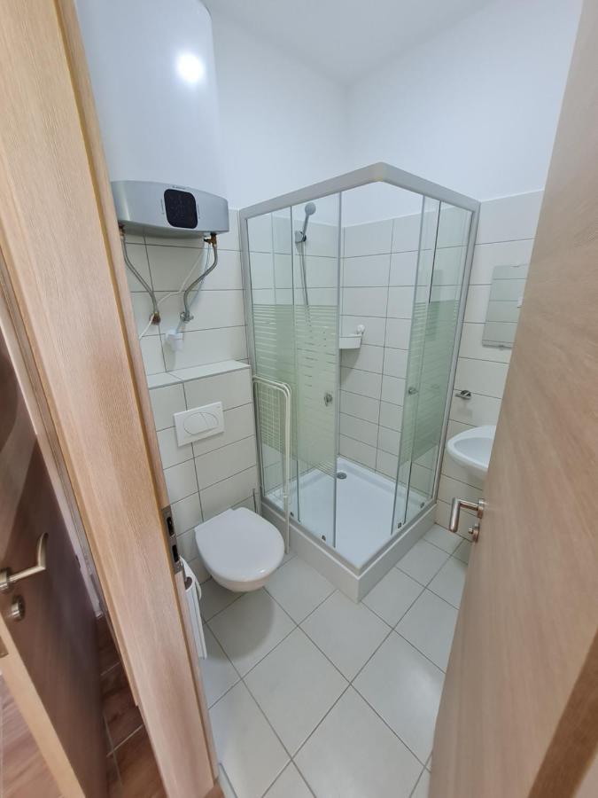 Patakmalom Vendeghaz Hotel Döbrönte Eksteriør billede